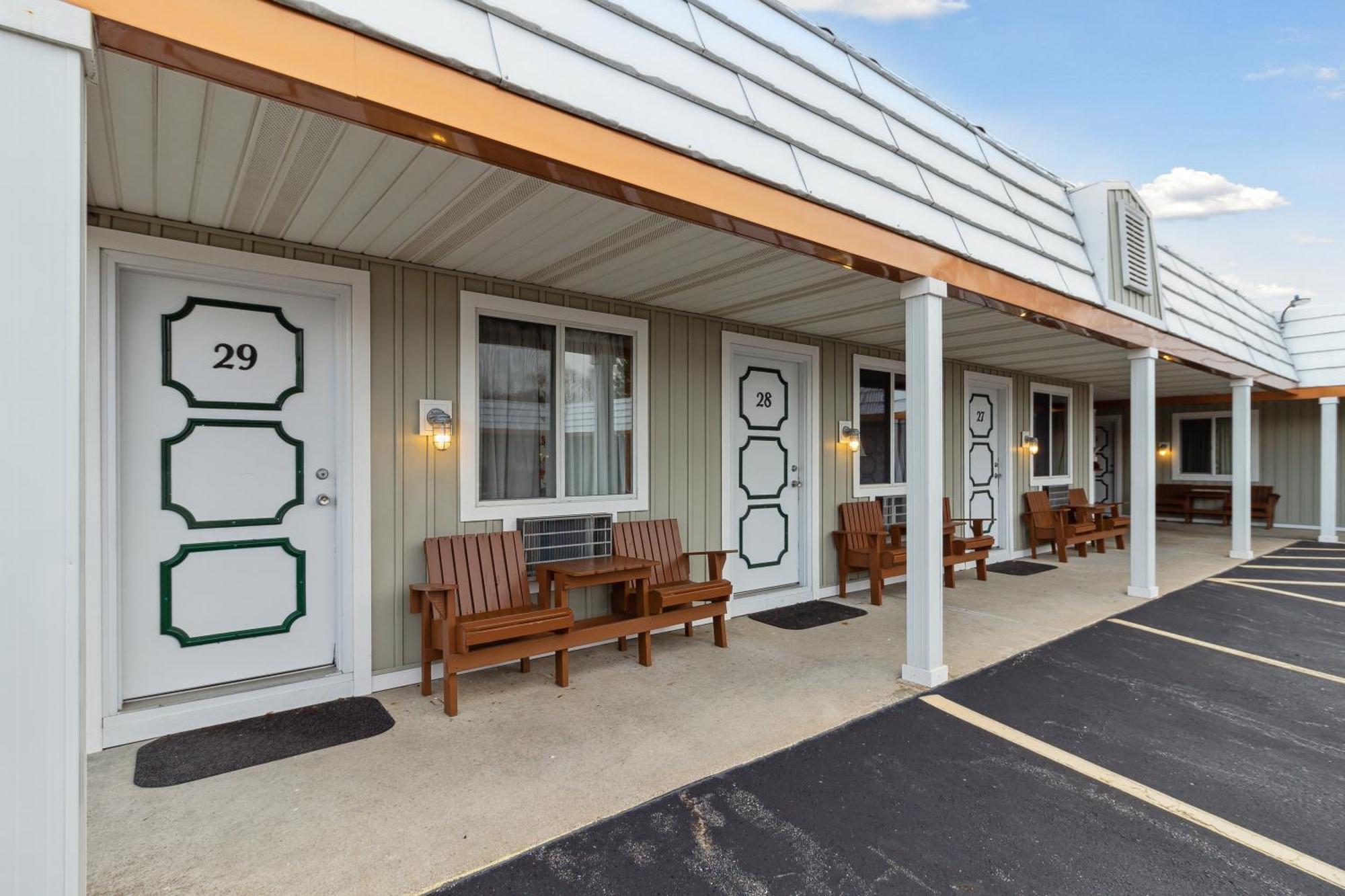 Vindel Motel Макино Сити Екстериор снимка