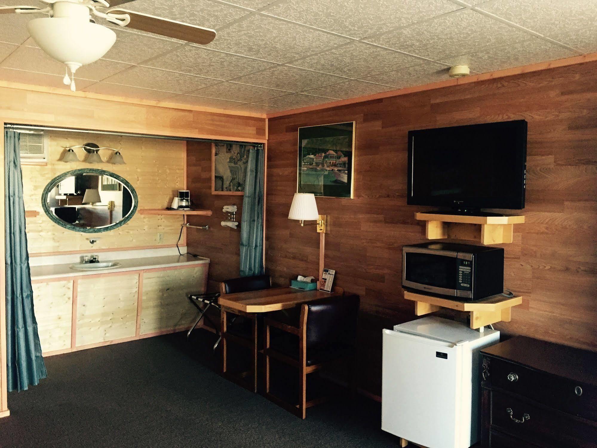 Vindel Motel Макино Сити Екстериор снимка
