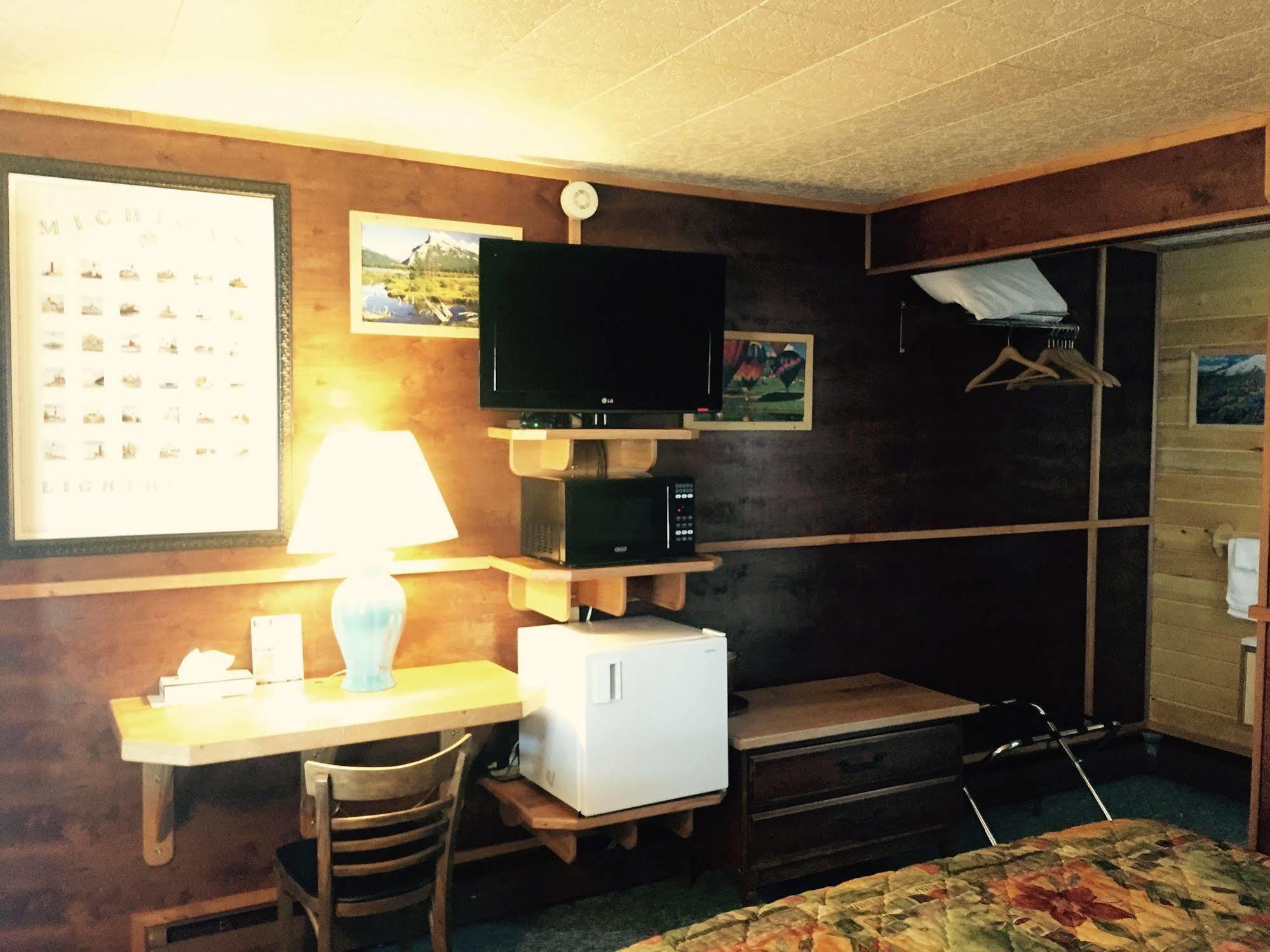 Vindel Motel Макино Сити Екстериор снимка