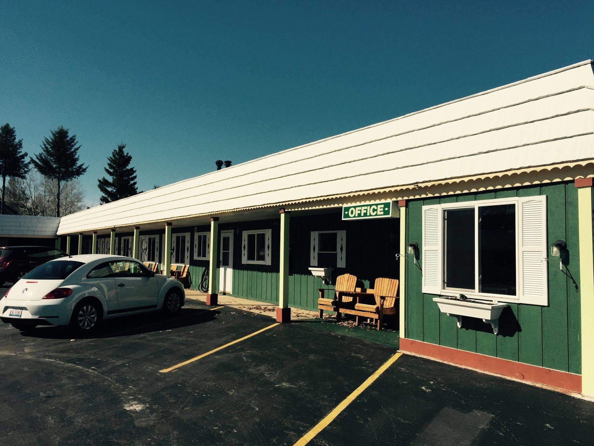 Vindel Motel Макино Сити Екстериор снимка