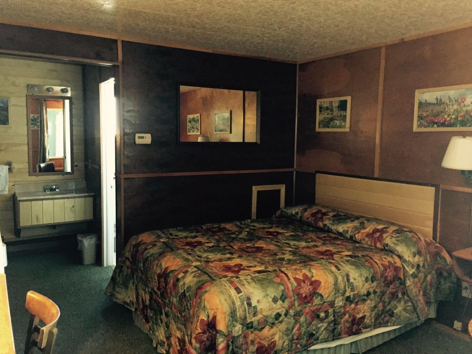 Vindel Motel Макино Сити Екстериор снимка