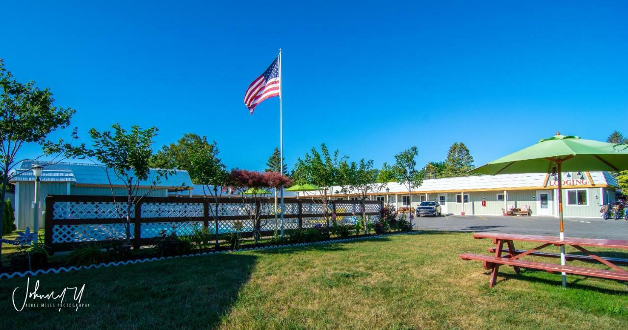 Vindel Motel Макино Сити Екстериор снимка