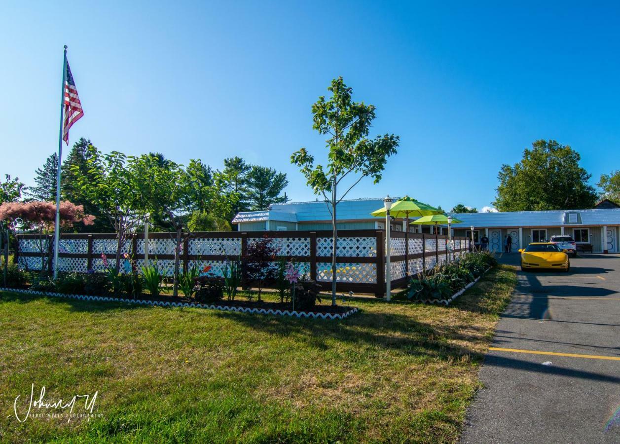 Vindel Motel Макино Сити Екстериор снимка