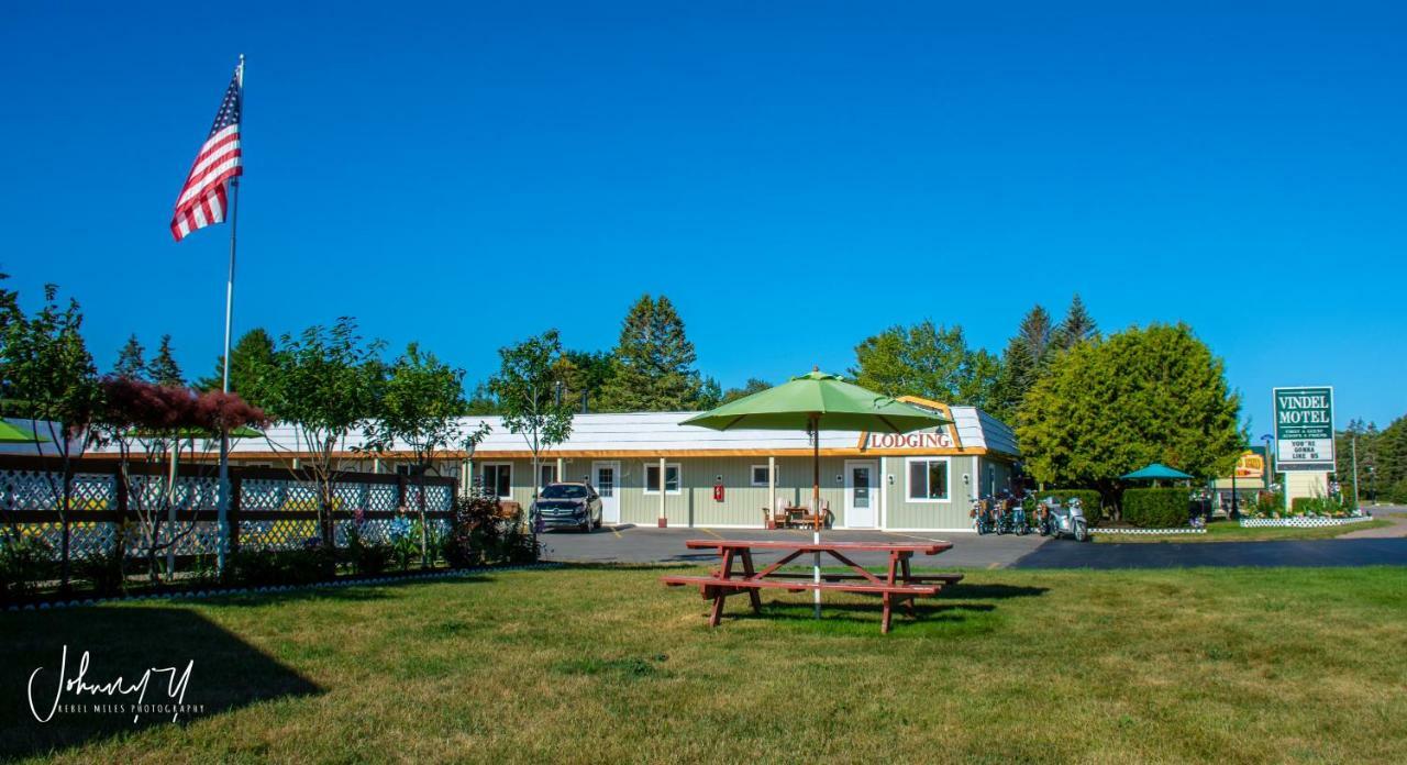 Vindel Motel Макино Сити Екстериор снимка