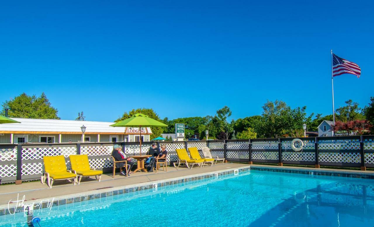 Vindel Motel Макино Сити Екстериор снимка