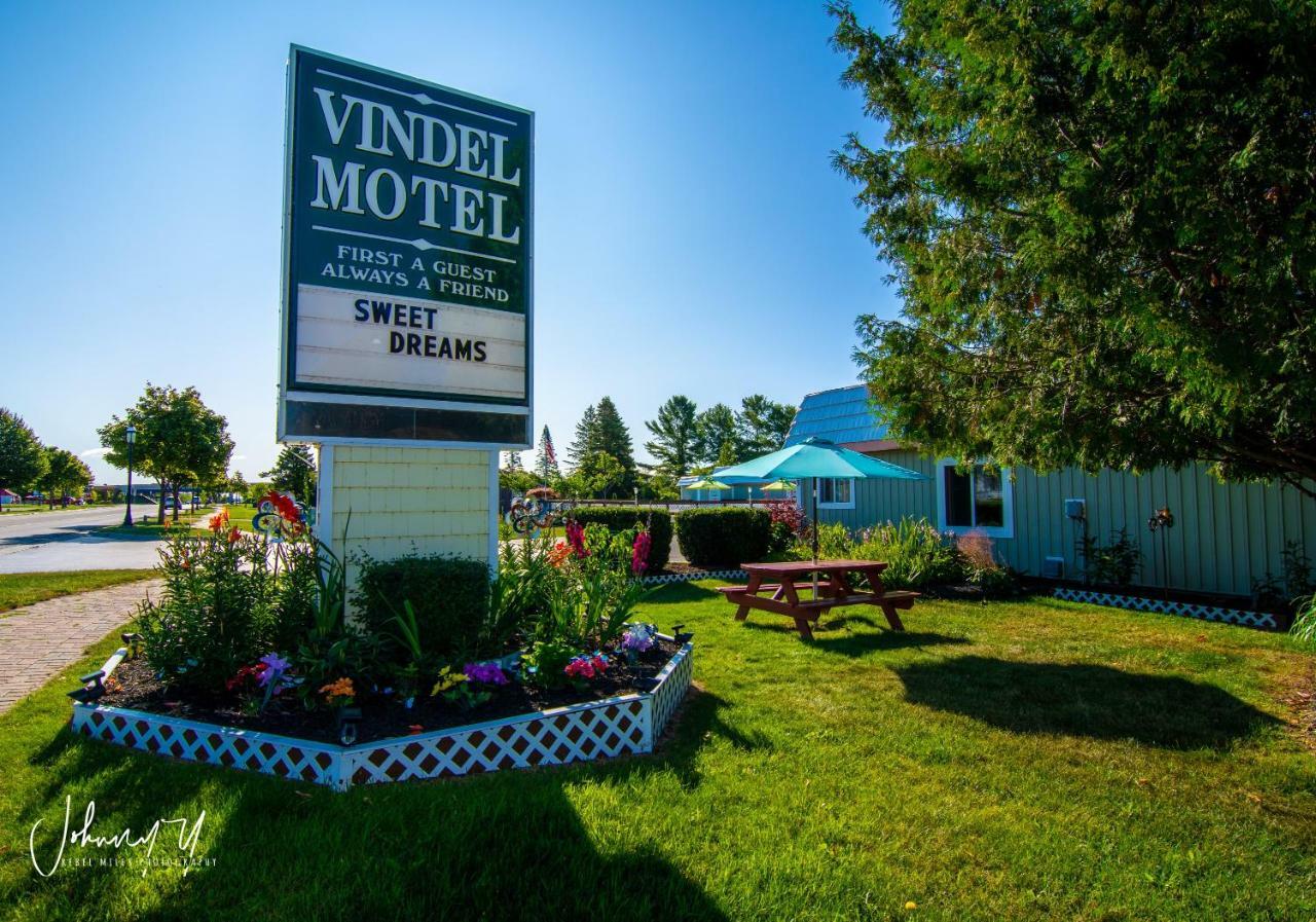 Vindel Motel Макино Сити Екстериор снимка
